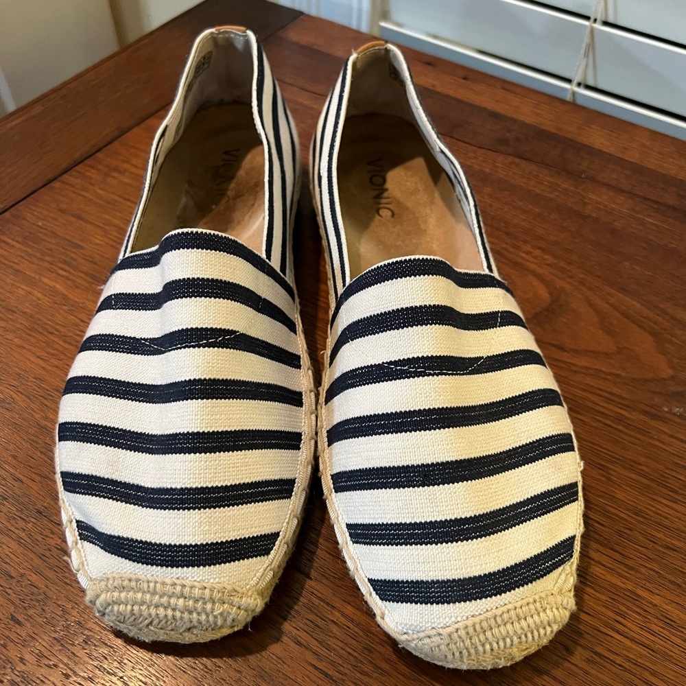Vionic Espadrilles